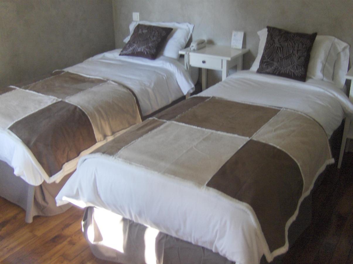 Hotel La Buissonniere Bannay  Екстер'єр фото