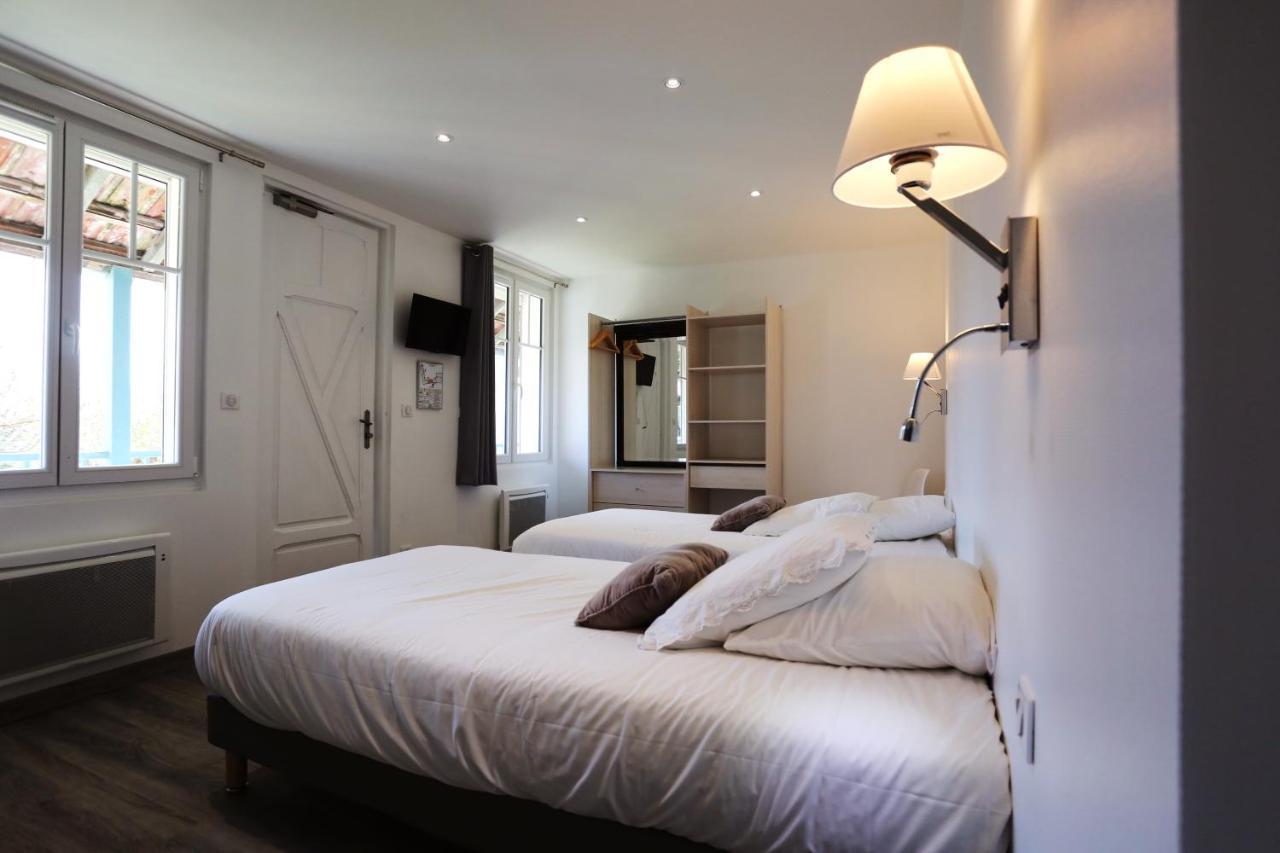 Hotel La Buissonniere Bannay  Екстер'єр фото