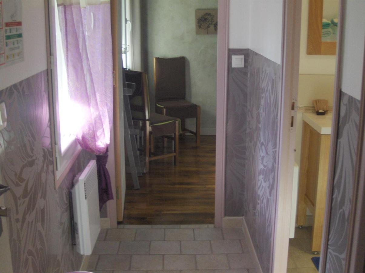 Hotel La Buissonniere Bannay  Екстер'єр фото