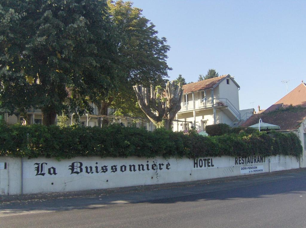 Hotel La Buissonniere Bannay  Екстер'єр фото